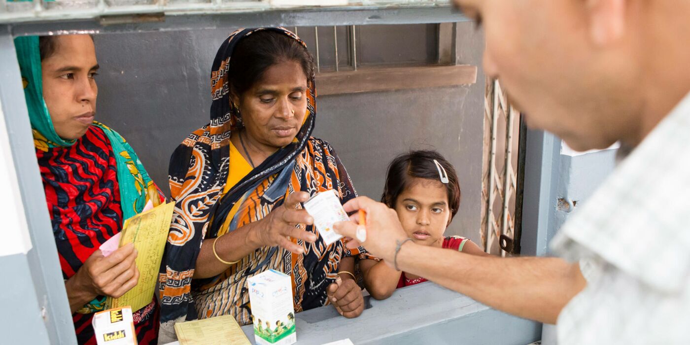 Medikamente spenden in Chittagong